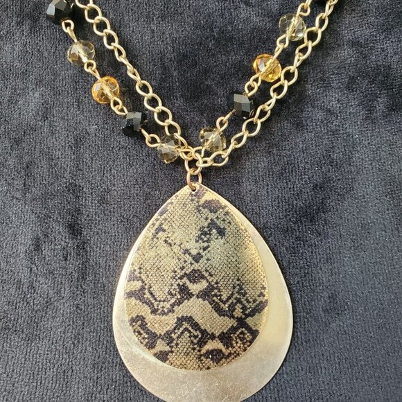 Women's Charm Gold Shell Coin Pearls with Lobster Clasp Fashion Jewelry Necklace - Picture 5 of 9